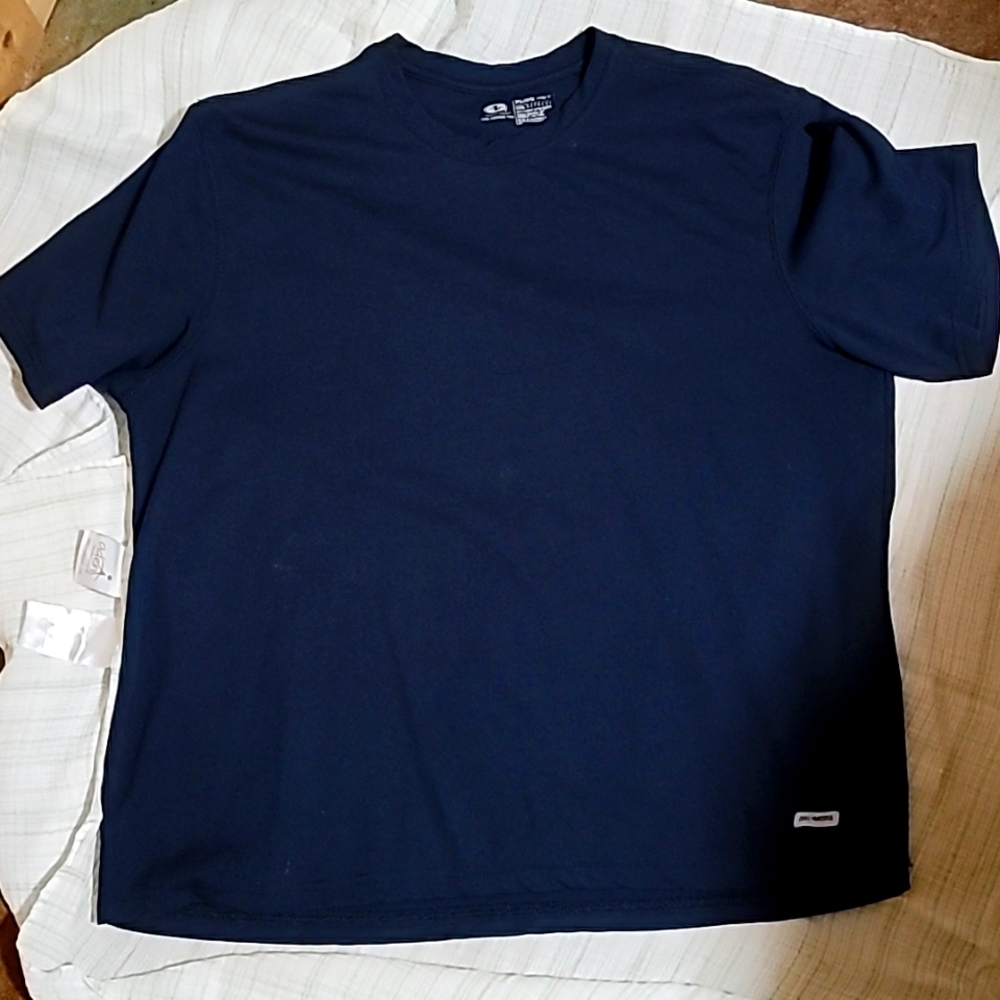 XL navy active tee